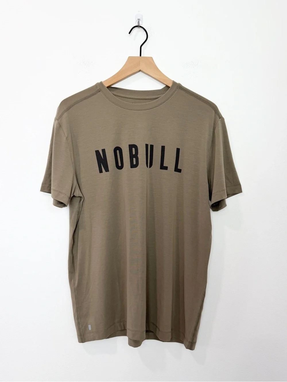 NOBULL Men’s Tee Ultrasoft Workout Tee Shirt Short Sleeves Brown Neutral Large